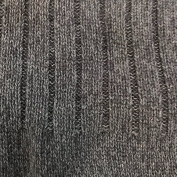 Columbia Men's Heavy Duty Knit V neck Sweater Fall Gray cable knit Size Medium - Picture 10 of 16